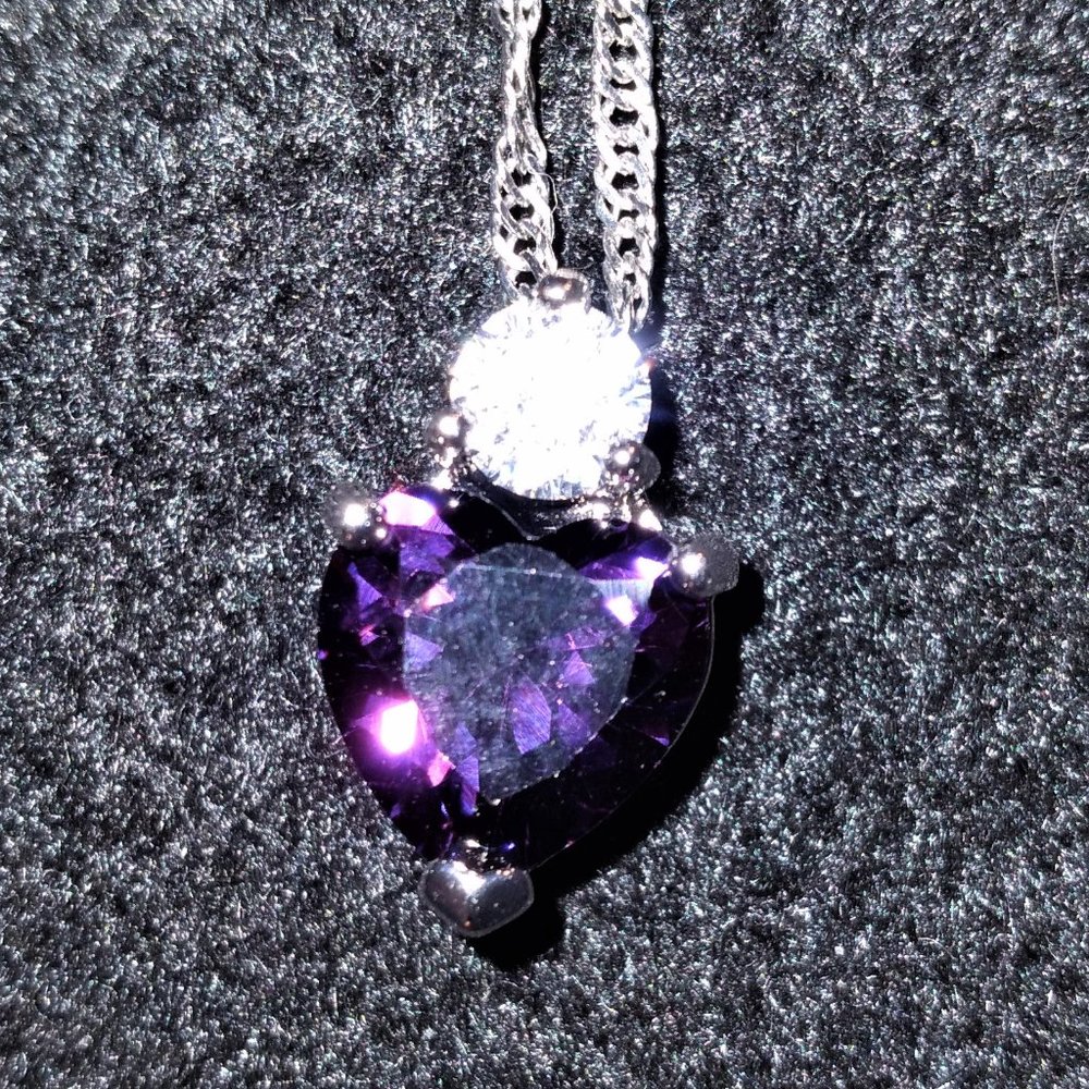 New 925 Silver & 18K White Gold Filled Purple CZ Heart Necklace